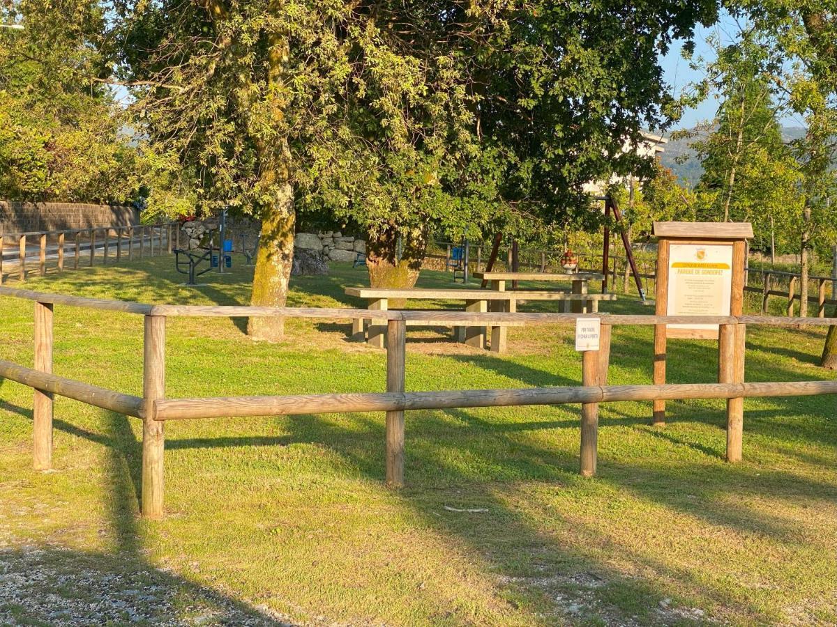 Refugio Rural No Geres - Casa Araujo De Sousa Terras de Bouro Luaran gambar